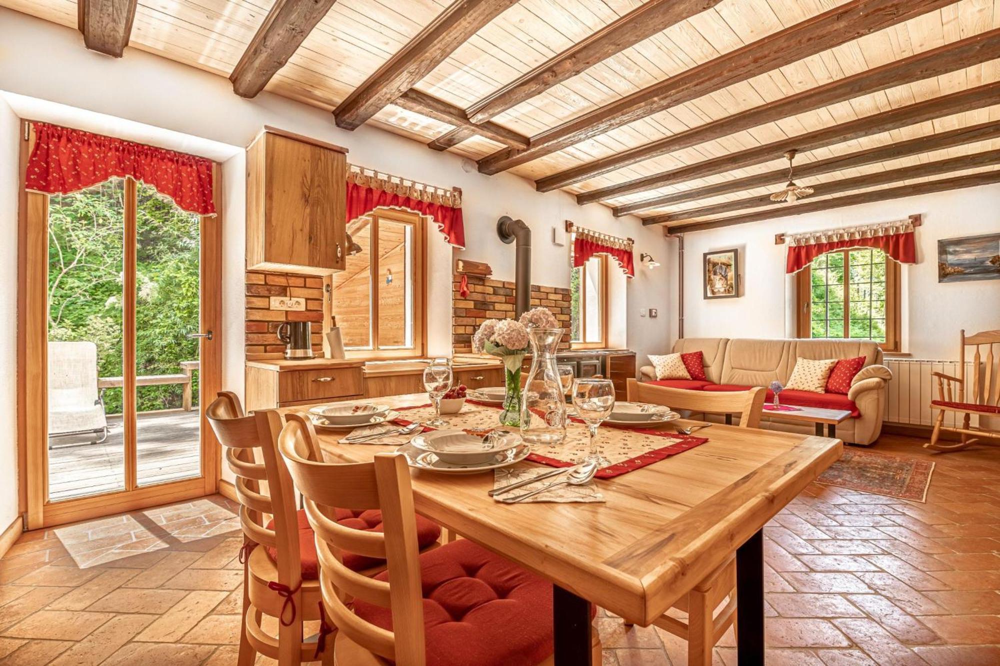 House By The Stream - Happy Rentals Avce Extérieur photo